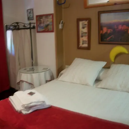 Pension Moni Albayzin Granada